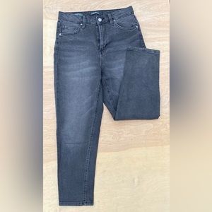 Washed Black Highest Rise Wild Fable mom jeans, size 6